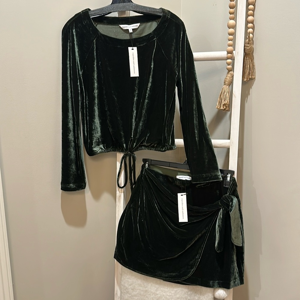 Cupcakes & Cashmere Two Piece Set
